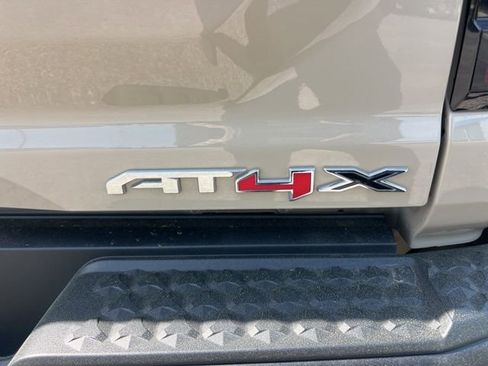 Used 2024 GMC Canyon AT4X w/ AT4X AEV Edition image 23