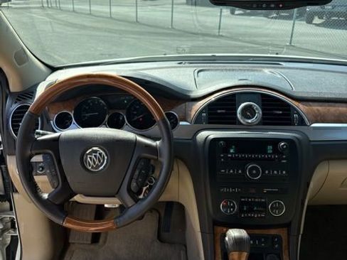 Used 2011 Buick Enclave CXL FWD image 11