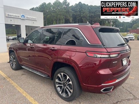 Used 2022 Jeep Grand Cherokee Overland w/ Luxury Tech Group IV image 5