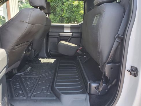 Used 2016 Ford F150 XLT w/ Equipment Group 302A Luxury AWD/4WD image 47