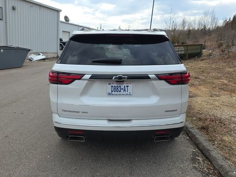 Used 2023 Chevrolet Traverse Premier image 5