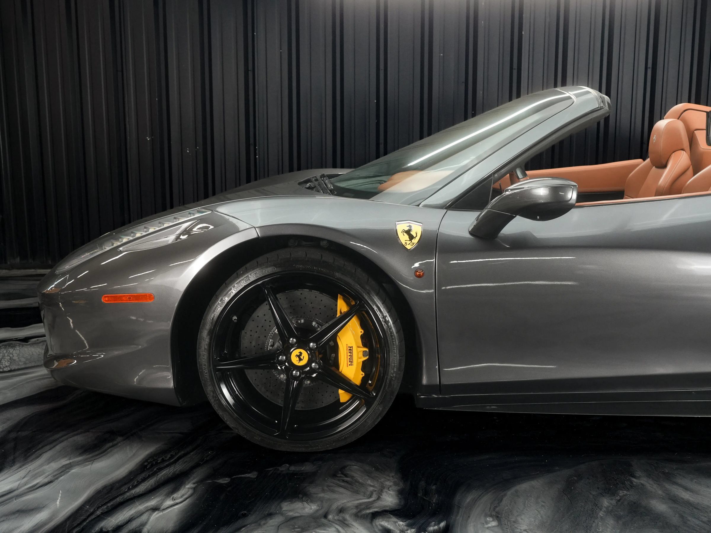 Used 2015 Ferrari 458 Spider RWD image 10