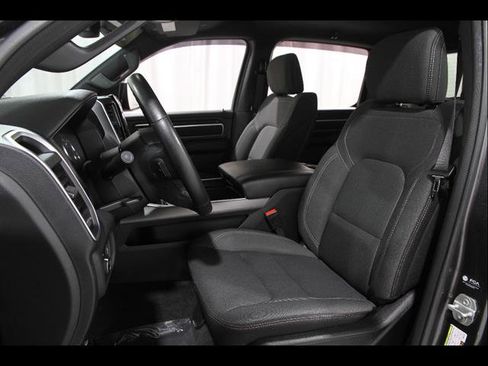 Used 2023 RAM 1500 Big Horn AWD/4WD image 5
