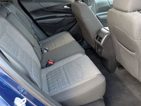 Used 2022 Chevrolet Equinox LT image 18