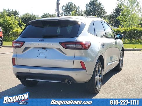 Certified 2023 Ford Escape ST-Line w/ Tech Pack #1 FWD image 4