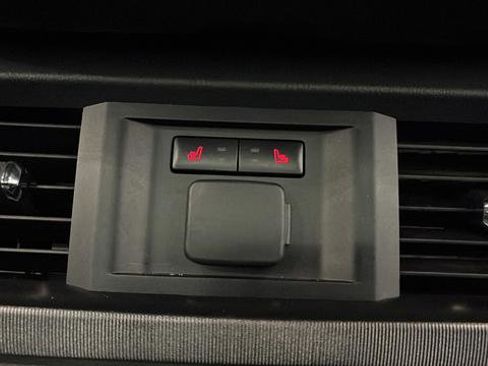 Used 2023 Ford F150 Platinum w/ FX4 Off-Road Package image 47