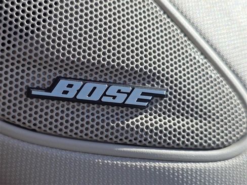 New 2025 Honda Pilot Touring image 12