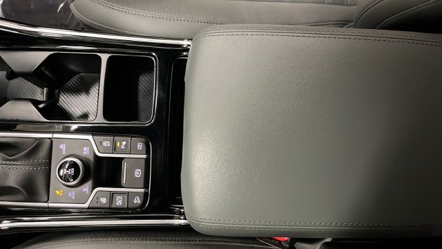Used 2025 Kia Sorento SX Prestige w/ Sage Leather Package AWD/4WD image 20