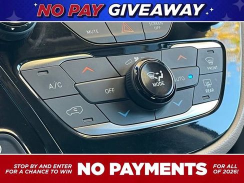 Used 2019 Chrysler Pacifica Touring-L Plus w/ Tire & Wheel Group image 18