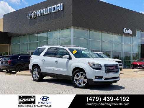 Used 2017 GMC Acadia Limited SLT AWD/4WD image 1
