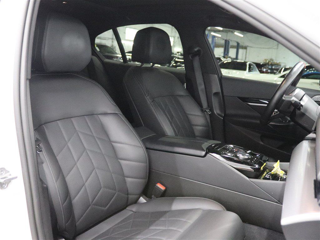 Used 2024 BMW i5 M60 w/ Premium Package AWD/4WD image 28