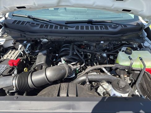 New 2025 Ford F350 XL w/ XL Chrome Package image 32