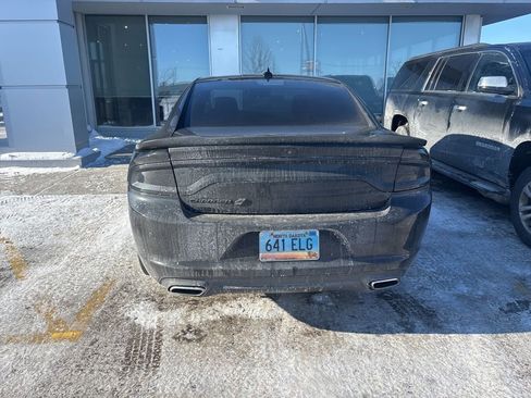Used 2019 Dodge Charger SXT w/ Plus Group image 6