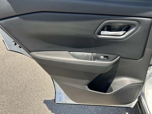 New 2026 Nissan Rogue SV FWD image 22