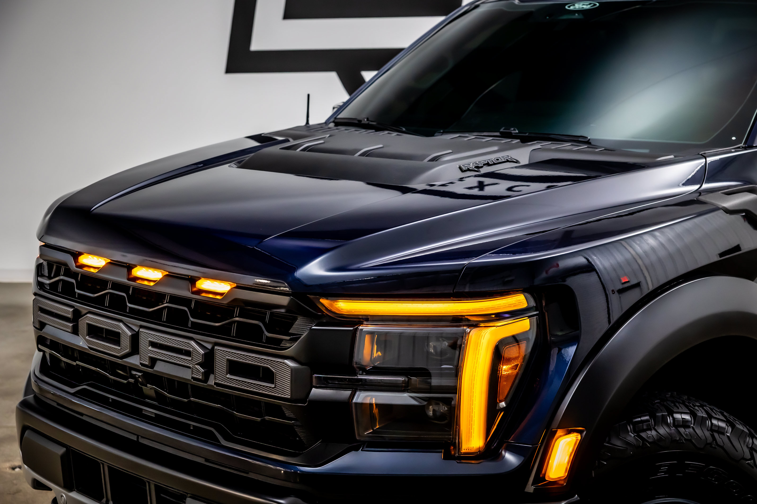 Used 2026 Ford F150 Raptor AWD/4WD image 25