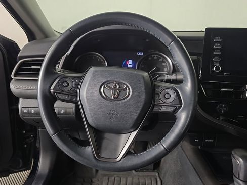 Used 2021 Toyota Camry SE w/ Cold Weather Package AWD/4WD image 10