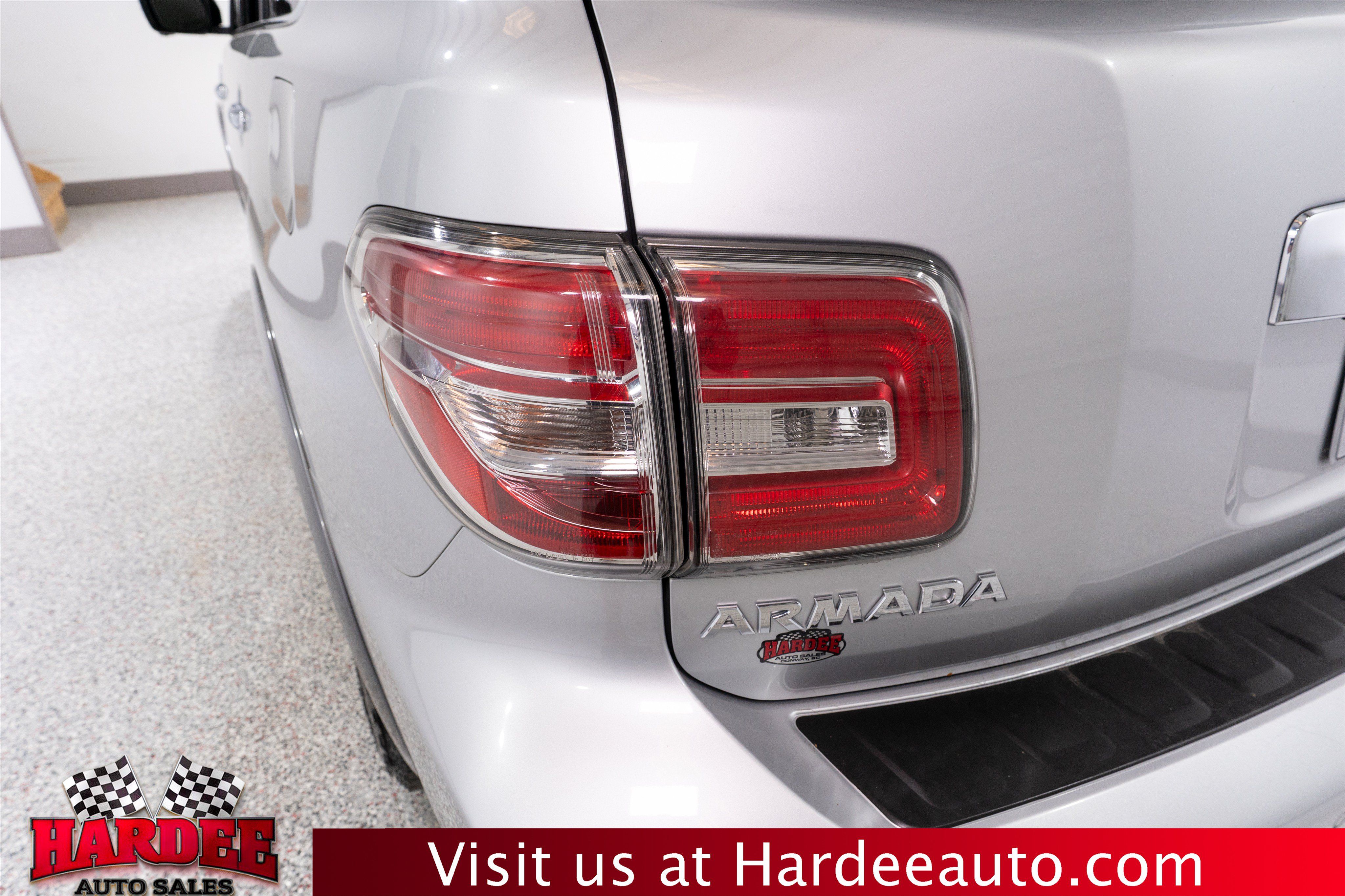 Used 2020 Nissan Armada SL w/ Premium Package AWD/4WD image 9