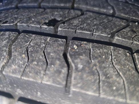 Used 2018 Chevrolet Silverado 1500 LT w/ All Star Edition image 9