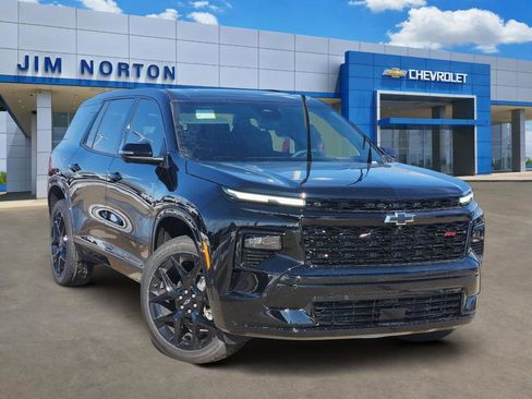 New 2026 Chevrolet Traverse RS w/ LPO, Floor Liner Package image 1