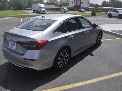 Certified 2023 Honda Civic EX image 7