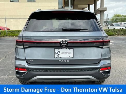 New 2026 Volkswagen Taos SE FWD image 4