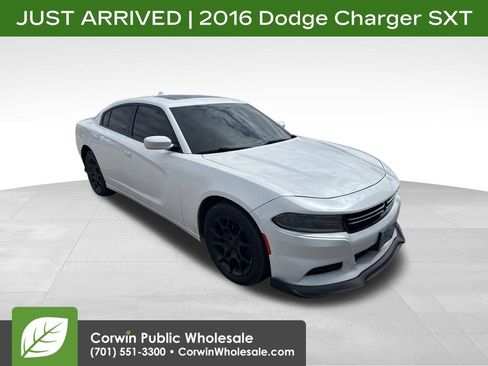 Used 2016 Dodge Charger SXT w/ AWD Plus Group image 1