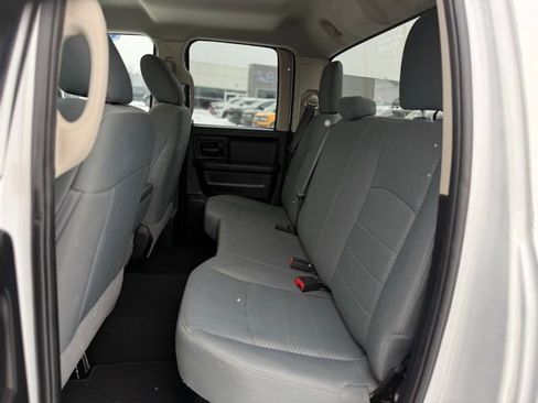Used 2016 RAM 1500 ST w/ SXT Appearance Group image 15