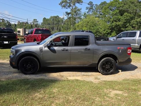 Used 2024 Ford Maverick Lariat w/ FX4 Off-Road Package AWD/4WD image 5