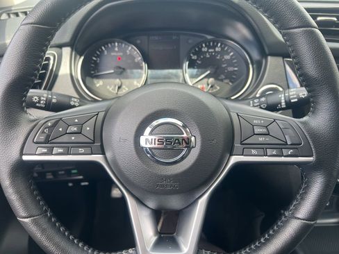 Certified 2021 Nissan Rogue Sport SV image 61