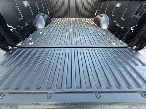 Used 2024 Toyota Tundra Platinum image 29