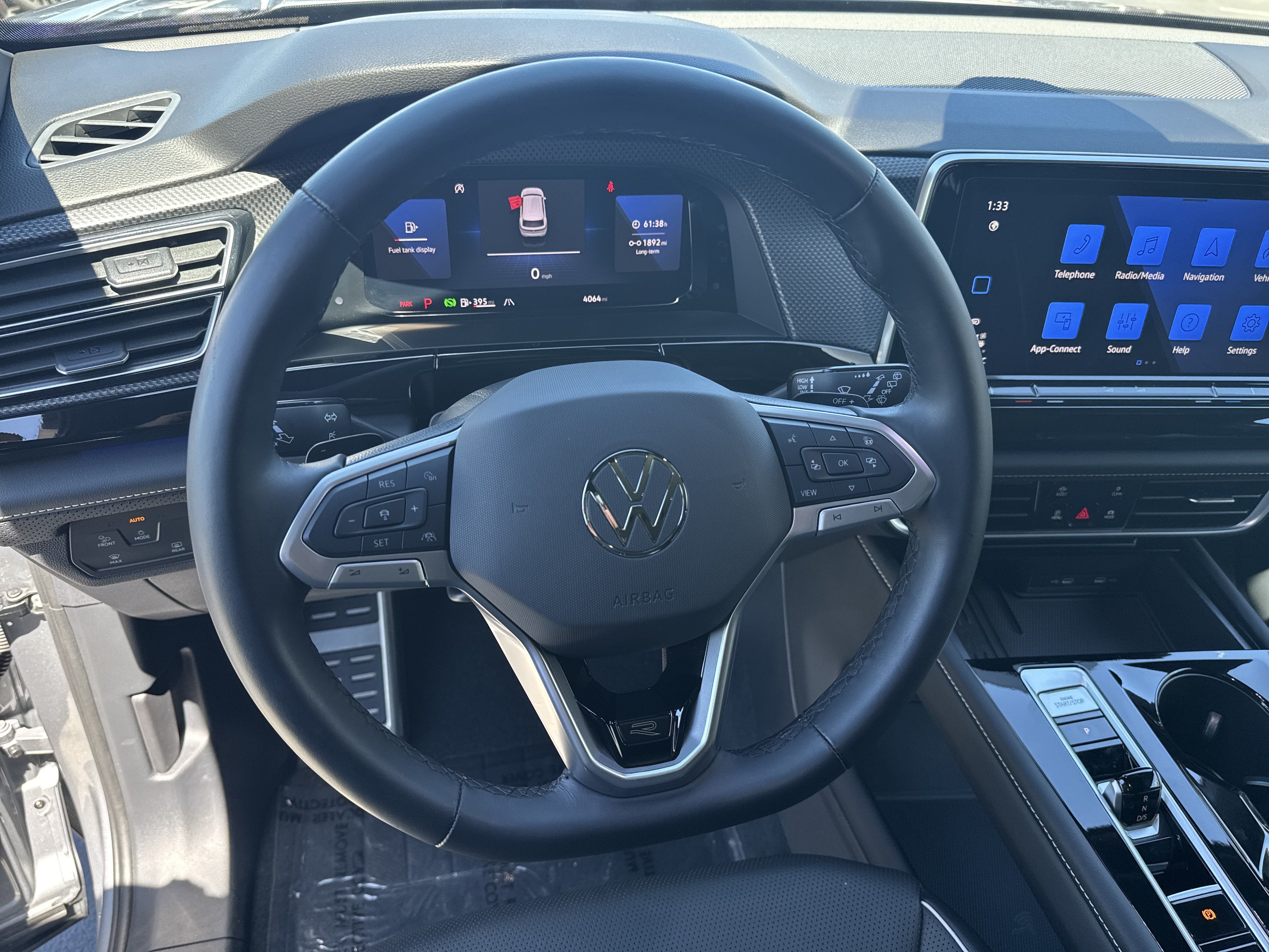Used 2025 Volkswagen Atlas Cross Sport SEL Premium R-Line AWD/4WD image 17