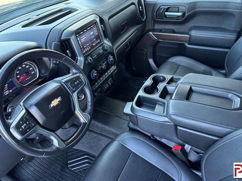 Used 2021 Chevrolet Silverado 1500 LT w/ Z71 Off-Road Package AWD/4WD image 10