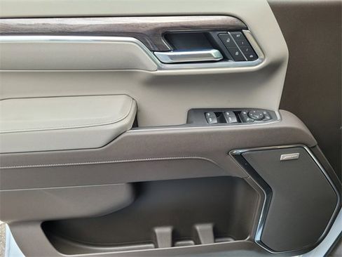 New 2026 Chevrolet Silverado 1500 LTZ w/ Z71 Off-Road Package image 15