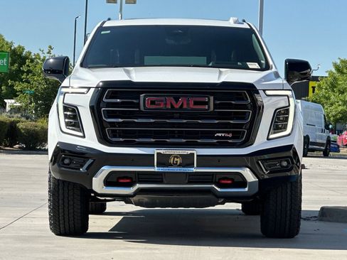 New 2026 GMC Yukon XL AT4 Ultimate AWD/4WD image 10