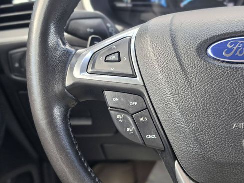 Used 2015 Ford Edge SEL w/ Equipment Group 201A AWD/4WD image 22