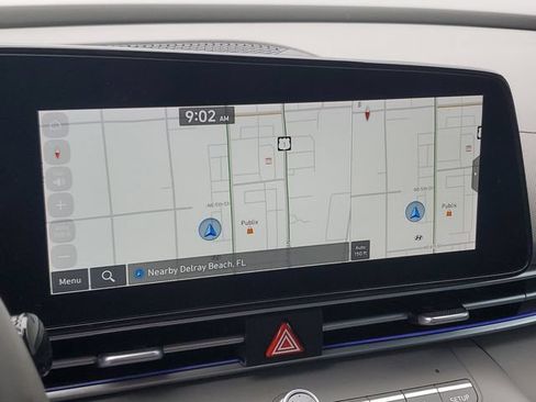 Certified 2025 Hyundai Elantra SEL FWD image 17
