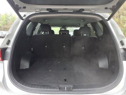 Certified 2023 Hyundai Santa Fe XRT AWD/4WD image 9