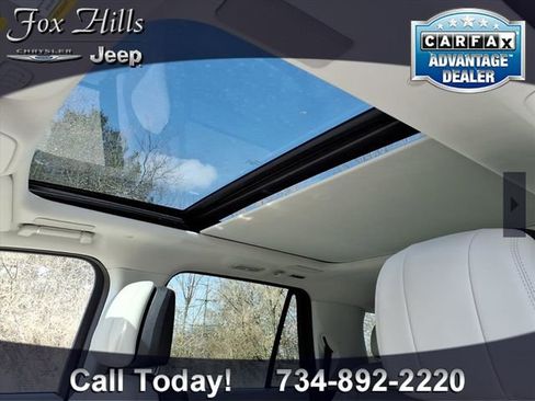 Used 2025 Lincoln Navigator L Reserve AWD/4WD image 18