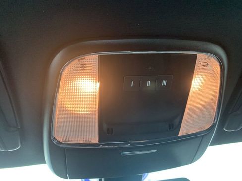 Used 2022 Dodge Charger R/T RWD image 27