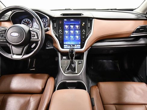 Used 2022 Subaru Outback Touring image 3