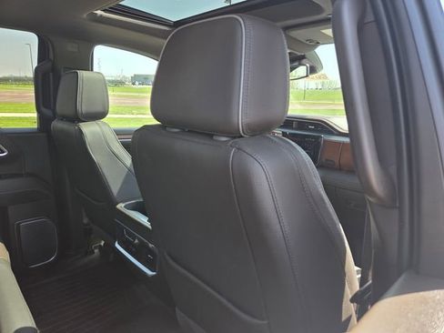 Used 2022 GMC Sierra 1500 Denali AWD/4WD image 36