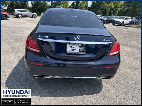 Used 2019 Mercedes-Benz E 300 image 6