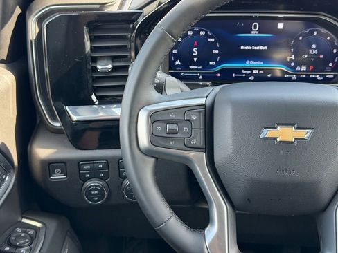 Used 2023 Chevrolet Silverado 1500 LTZ w/ LTZ Convenience Package II AWD/4WD image 30