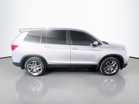 Used 2023 Honda Passport EX-L image 9