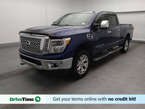 Used 2017 Nissan Titan SL RWD image 1