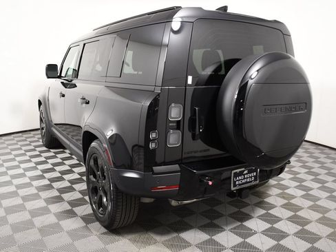 New 2026 Land Rover Defender 110 S AWD/4WD image 4