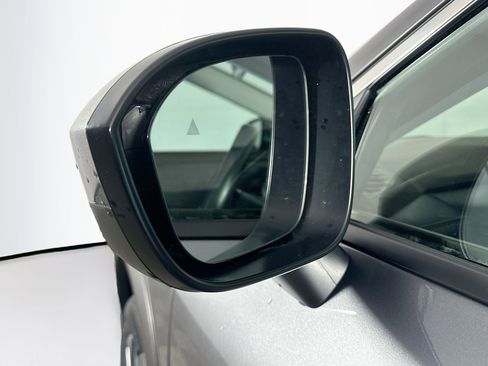 Used 2023 Nissan Rogue SV image 16