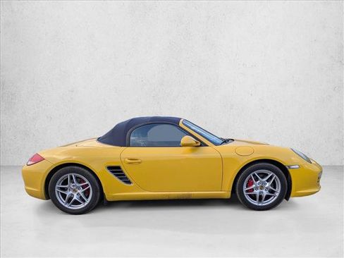 Used 2011 Porsche Boxster RWD image 4