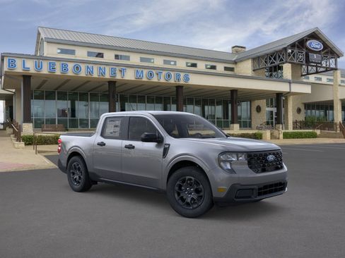 New 2026 Ford Maverick XLT w/ XLT Luxury Package FWD image 7