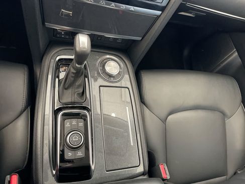 Used 2024 Nissan Armada SV AWD/4WD image 20